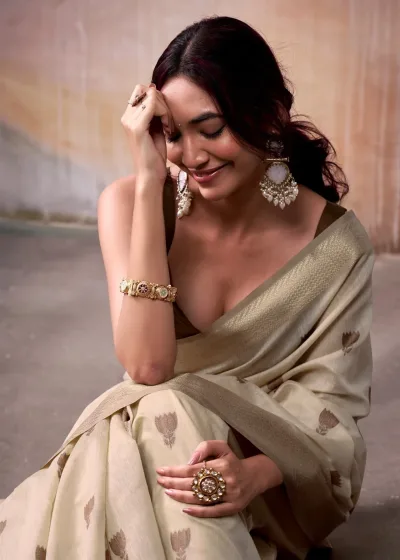 saree for party, best sarees online, silk saree online, georgette saree, saree for wedding, silk saree, saree for party, saree. sarees
