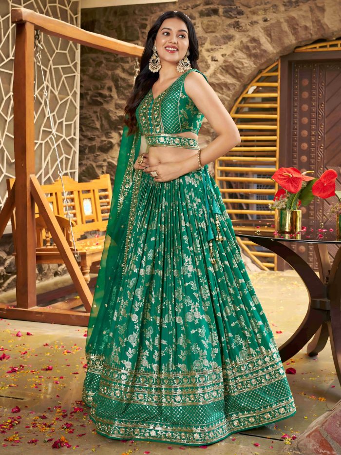 Luxurious Lehenga Choli Set - Image 4